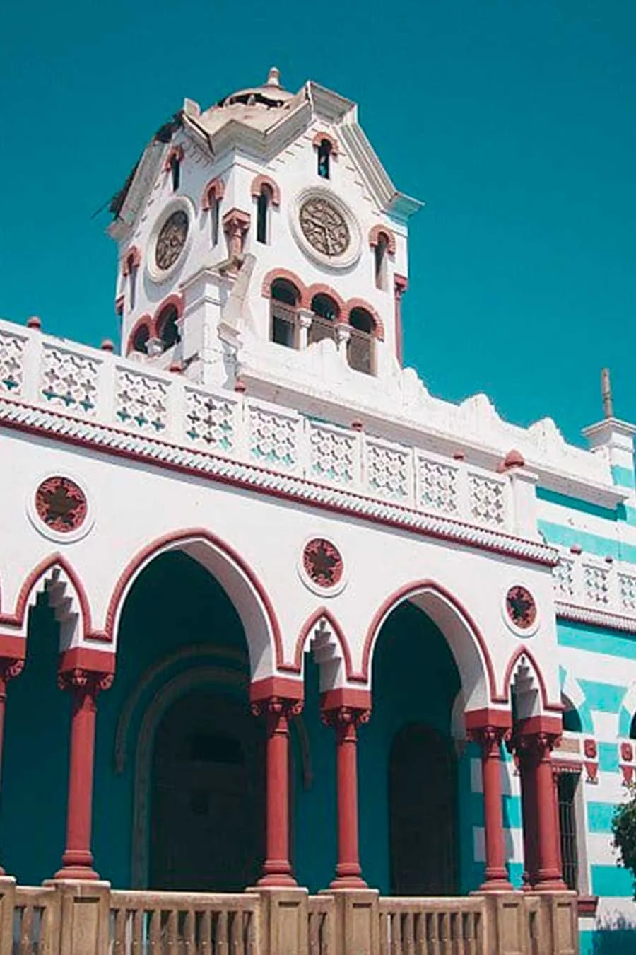 Tours-from-Pisco